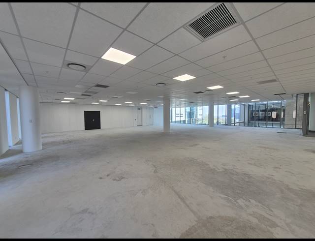 893M² OFFICE TO LET IN SANDTON CENTRAL
